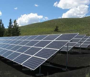 Minigranjas solares: tu independencia energética y una nueva fuente de ingresos